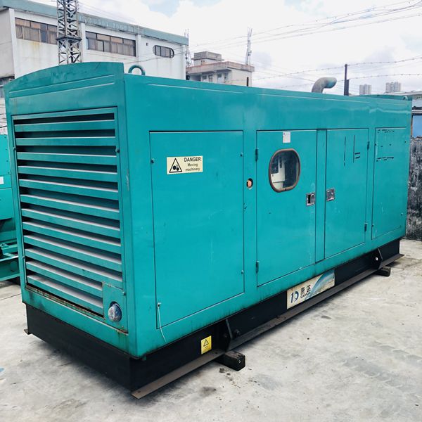 120千瓦康明斯靜音型二手柴油發電機組